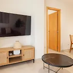 Claret I By Ele Apartments
